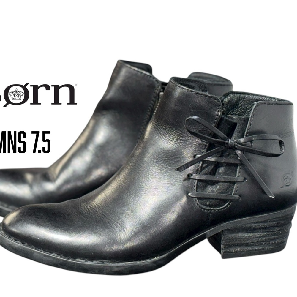 Born Women's Bessie Leather Ankle Bootie